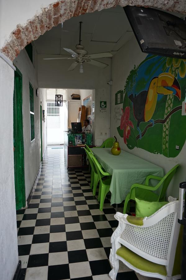 Hostel Green House Getsemani Картахена Экстерьер фото